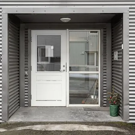 In Tromso, Parking Included * Τρόμσο