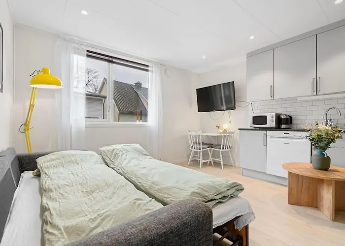 In Tromso, Parking Included Apartment *